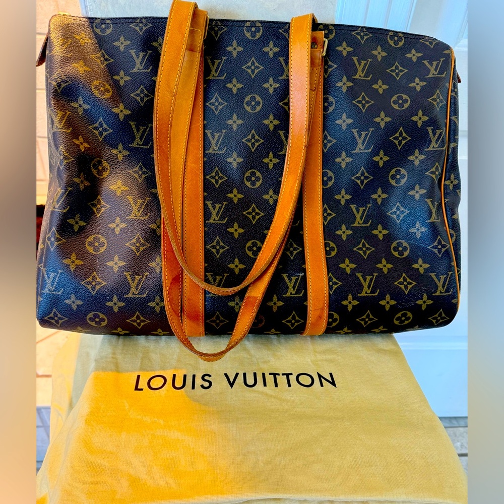 LOUIS VUITTON MONOGRAM FLANERIE LEATHER TOTE (AUTHENTIC IN EUC) & LV DUST BAG!